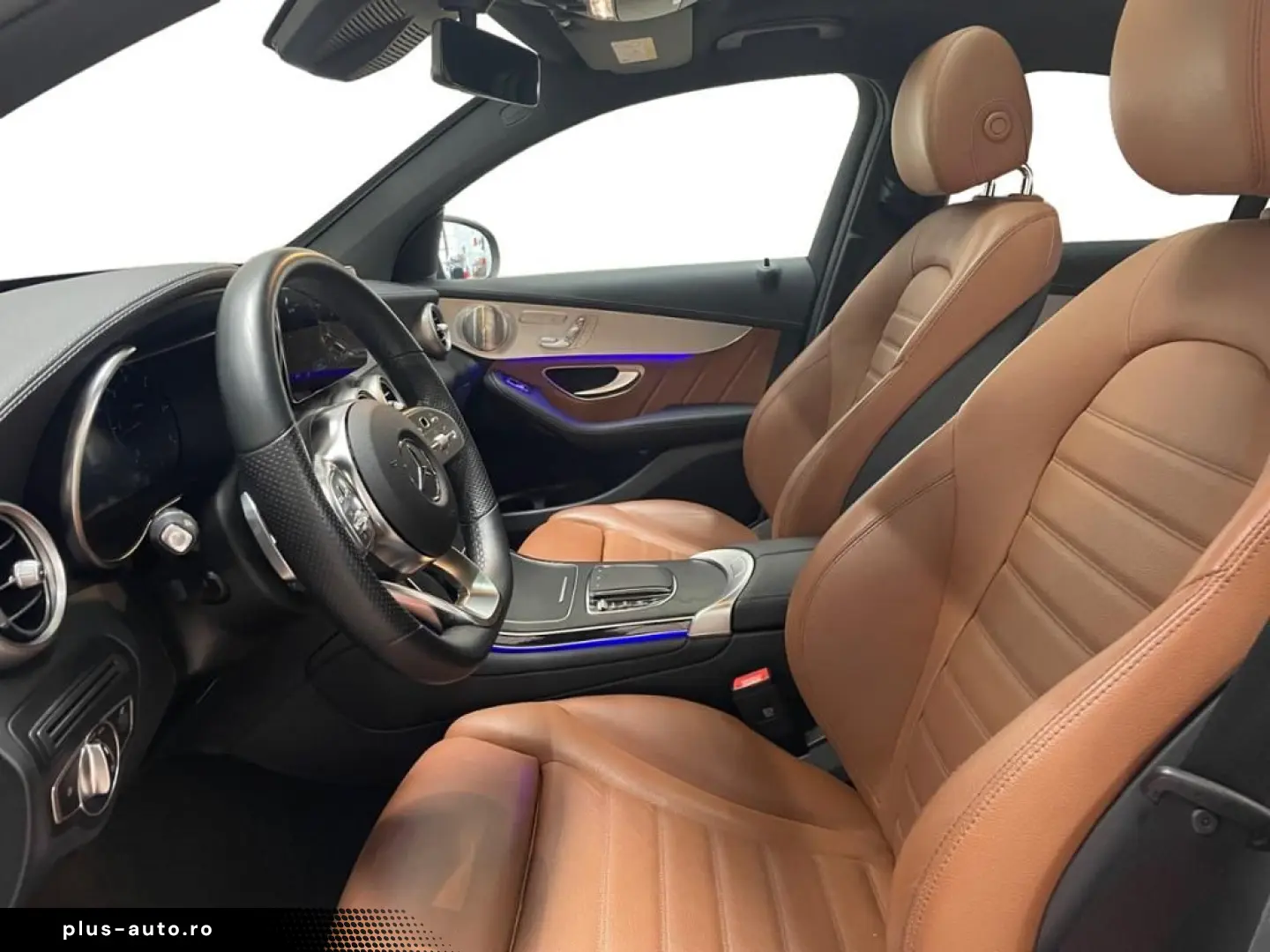 MERCEDES-BENZ GLC 300 d 4matic Coupe AMG MBUX Burm AHK HUD