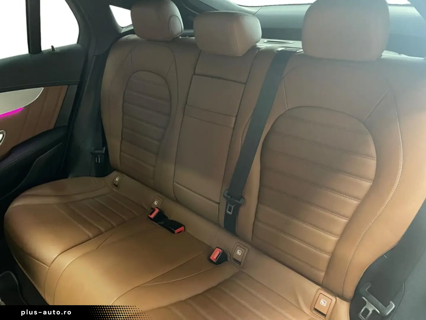 MERCEDES-BENZ GLC 300 d 4matic Coupe AMG MBUX Burm AHK HUD