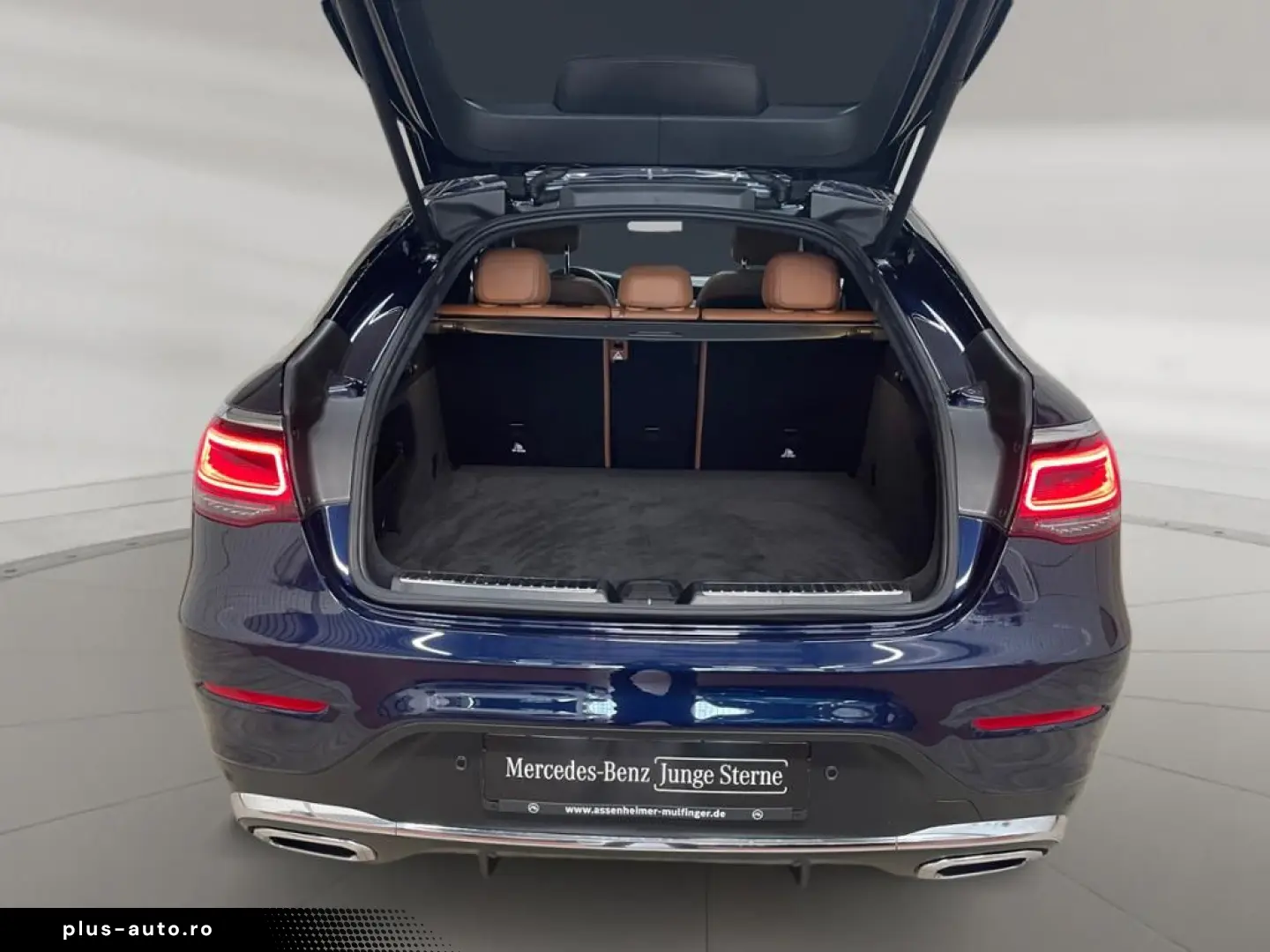 MERCEDES-BENZ GLC 300 d 4matic Coupe AMG MBUX Burm AHK HUD