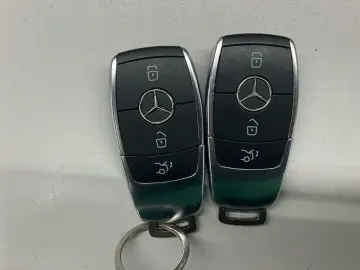 MERCEDES-BENZ GLC 43 AMG Coupe 19 AHK Kam LED Mem Alcant