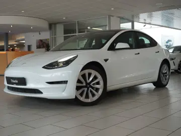 TESLA Model 3 LONGRANGE DUAL-MOTOR NAVI KAMERA DAB AMD