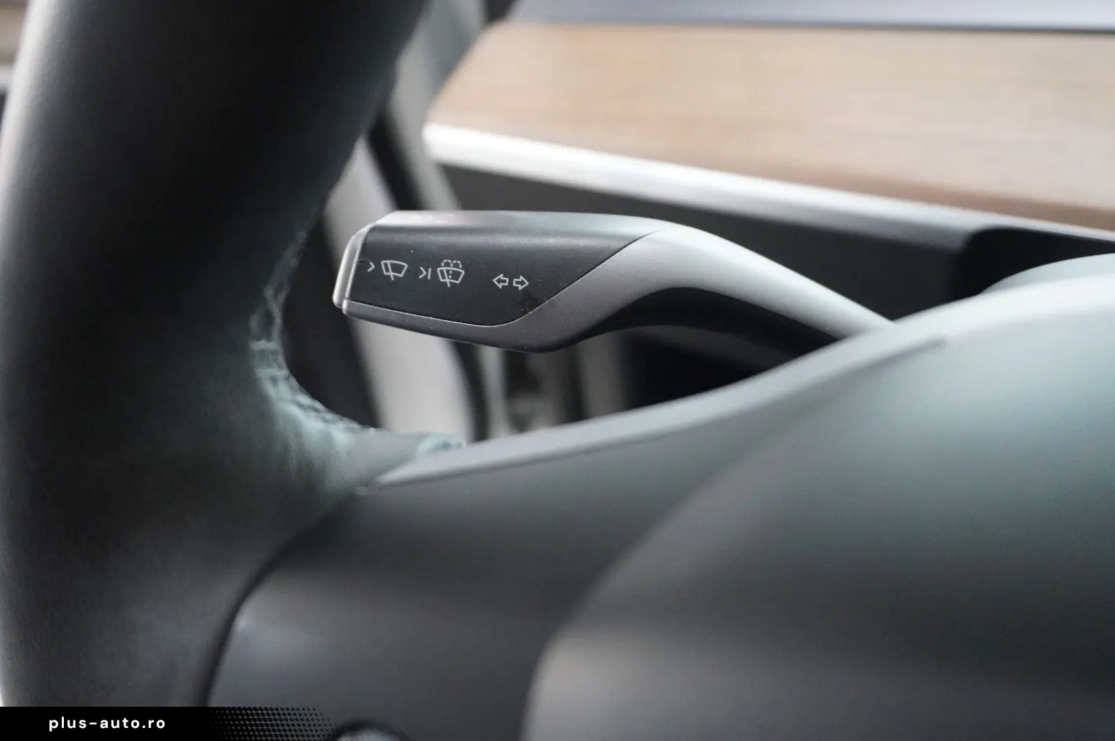 TESLA Model 3 LONGRANGE DUAL-MOTOR NAVI KAMERA DAB AMD