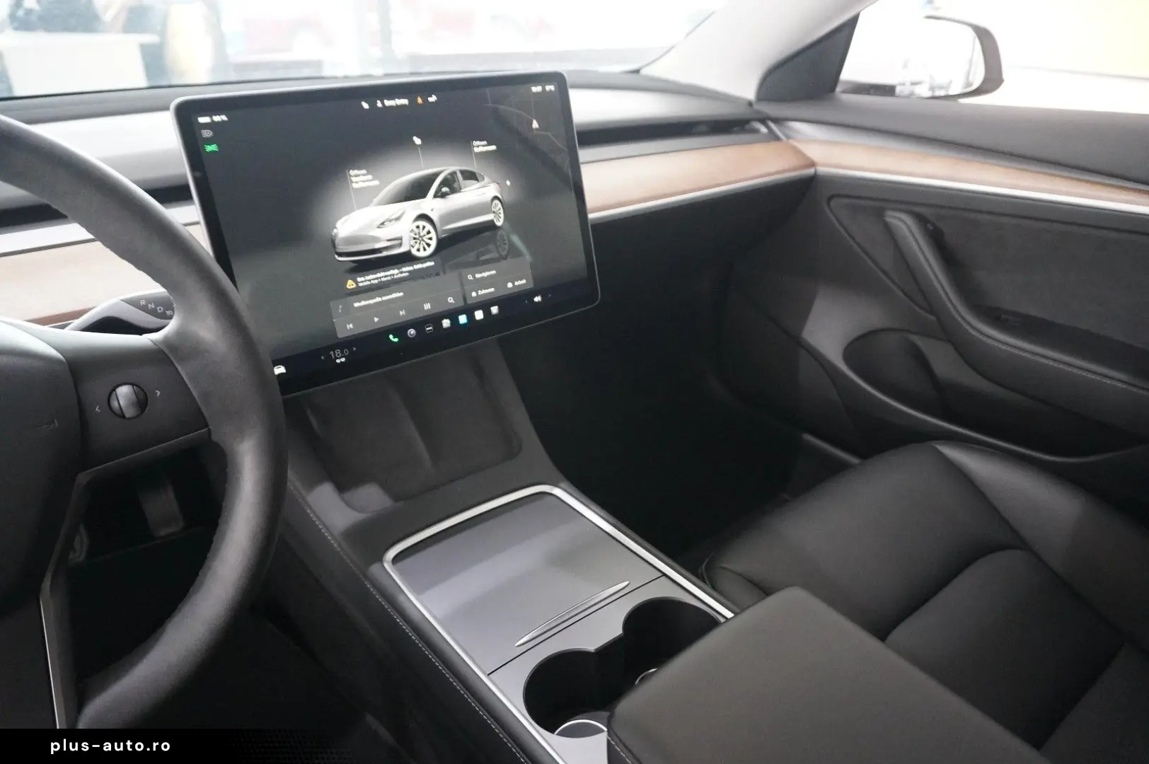 TESLA Model 3 LONGRANGE DUAL-MOTOR NAVI KAMERA DAB AMD