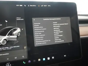 TESLA Model 3 LONGRANGE DUAL-MOTOR NAVI KAMERA DAB AMD