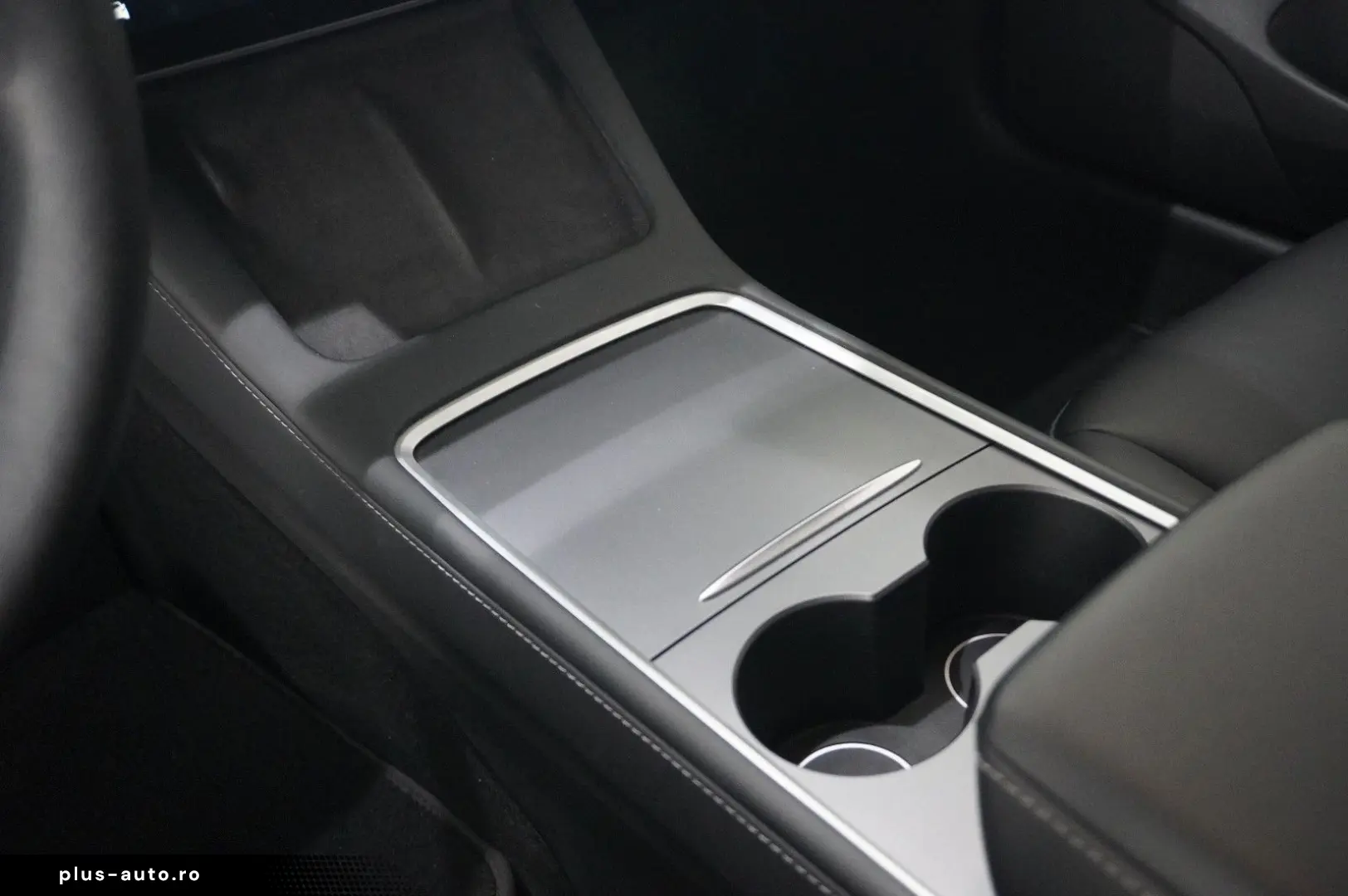 TESLA Model 3 LONGRANGE DUAL-MOTOR NAVI KAMERA DAB AMD