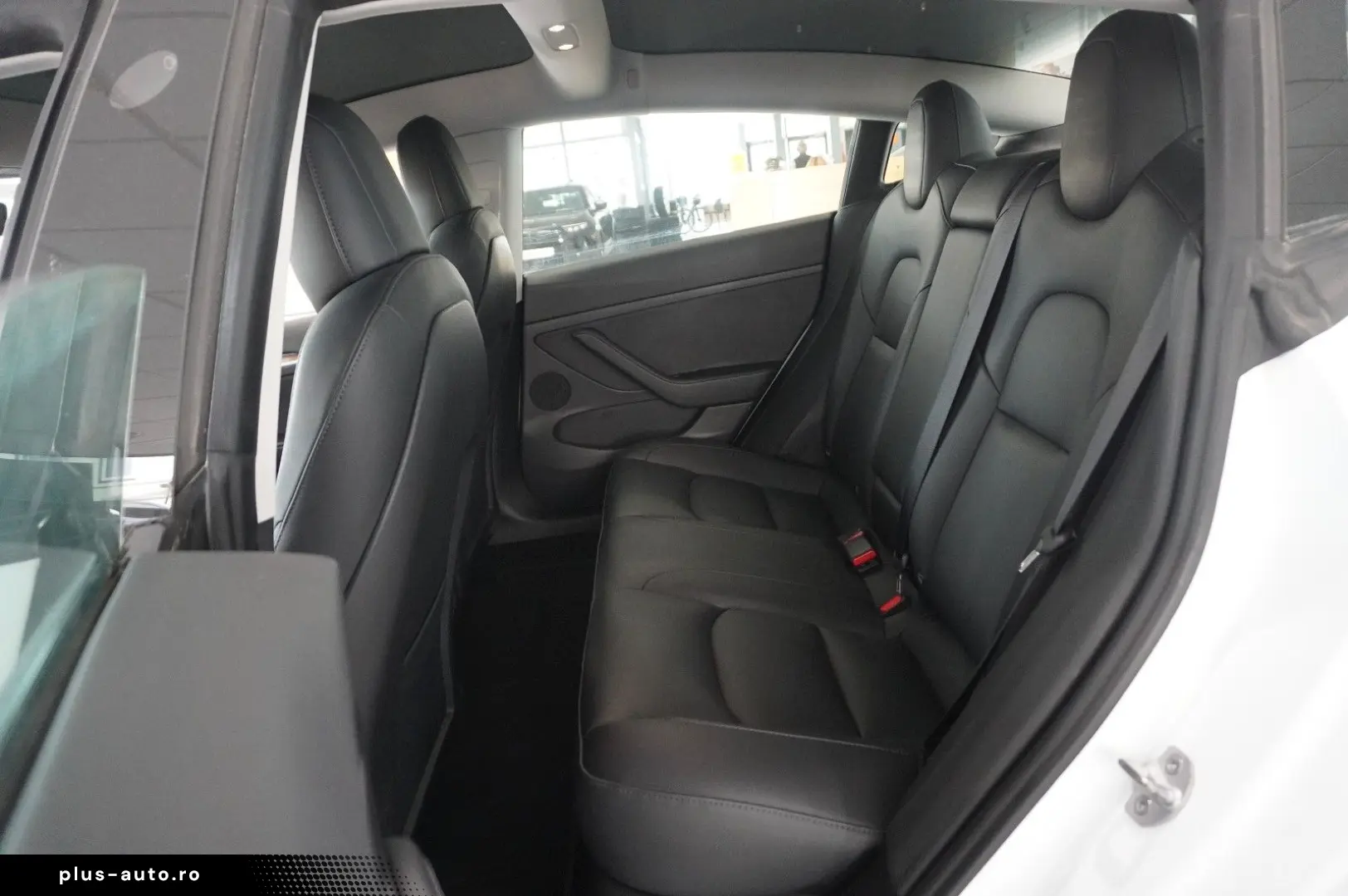 TESLA Model 3 LONGRANGE DUAL-MOTOR NAVI KAMERA DAB AMD