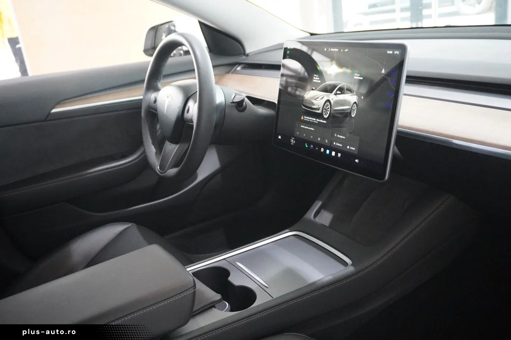 TESLA Model 3 LONGRANGE DUAL-MOTOR NAVI KAMERA DAB AMD