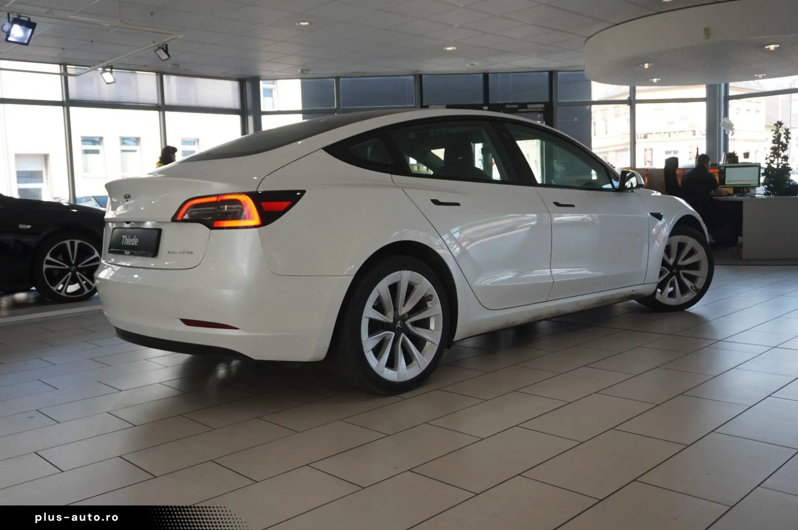 TESLA Model 3 LONGRANGE DUAL-MOTOR NAVI KAMERA DAB AMD