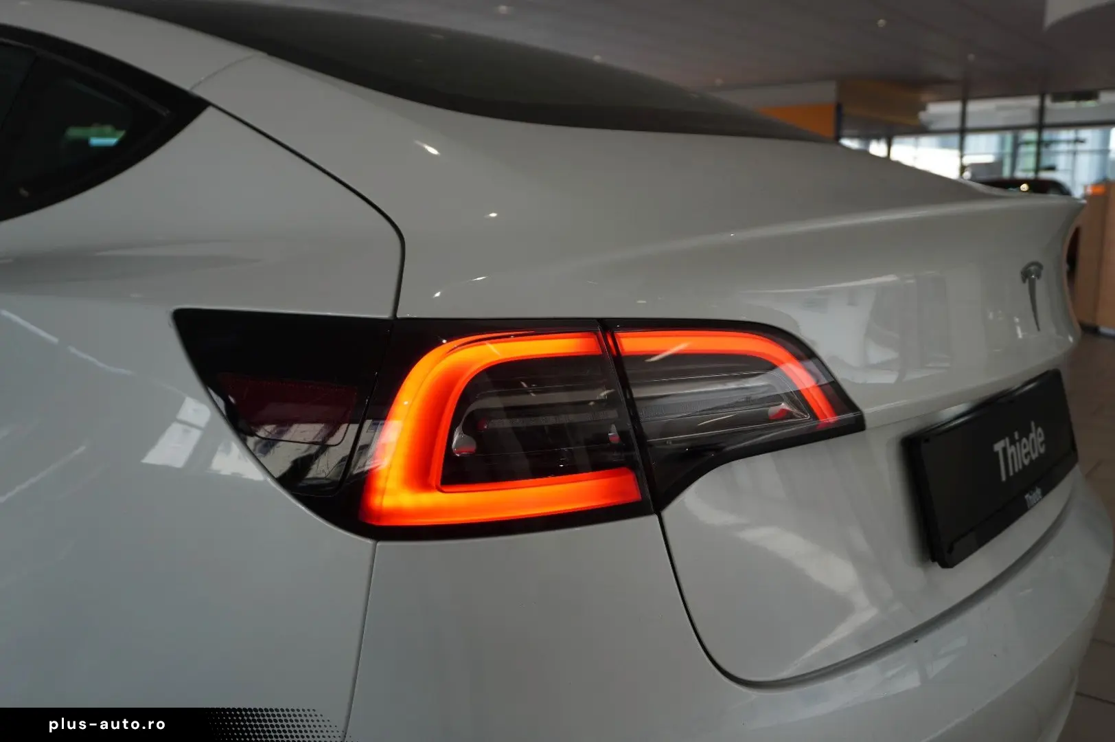 TESLA Model 3 LONGRANGE DUAL-MOTOR NAVI KAMERA DAB AMD