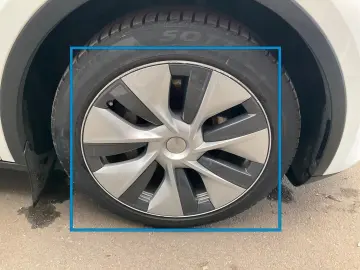 TESLA Model Y Long Range 351pk AWD 92.8% SoH AMD RYZEN