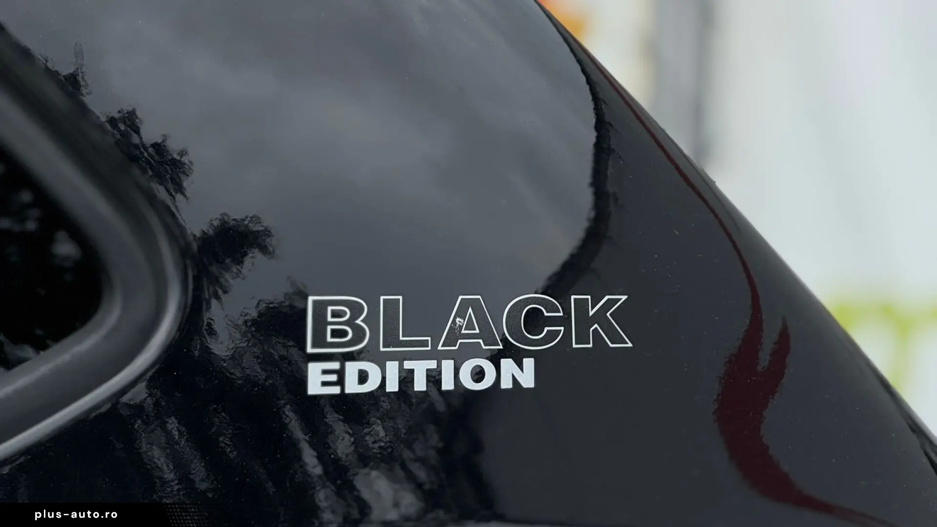 VOLKSWAGEN POLO Black Edition