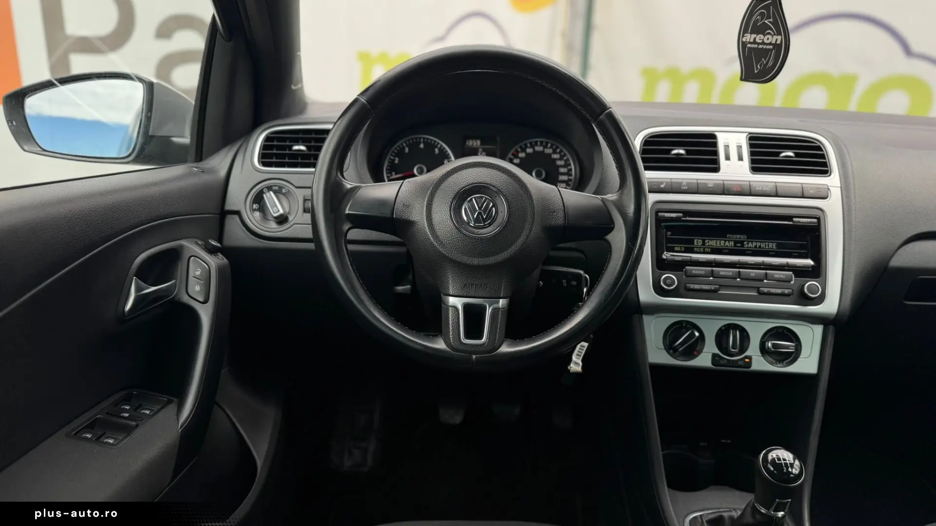 VOLKSWAGEN POLO Black Edition