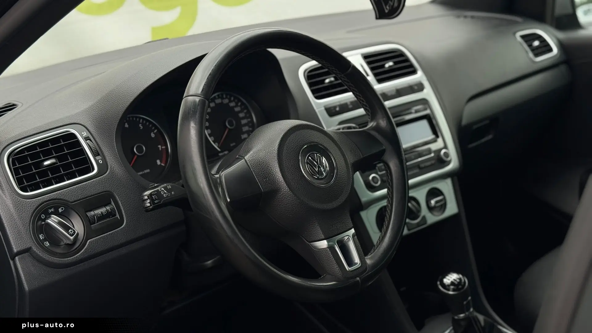 VOLKSWAGEN POLO Black Edition