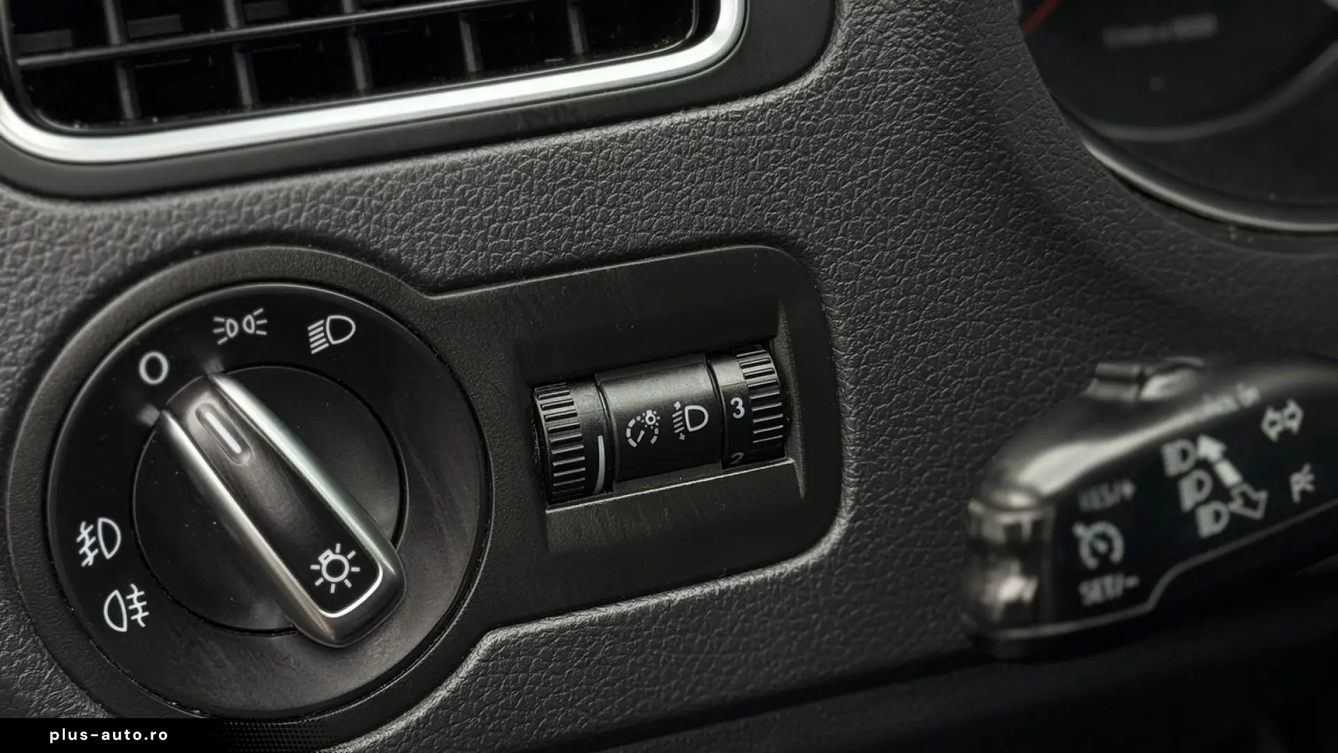 VOLKSWAGEN POLO Black Edition