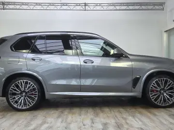 BMW X5 xDr50e M Sport Pro 22Zoll Pano Sitzlüft. AHK