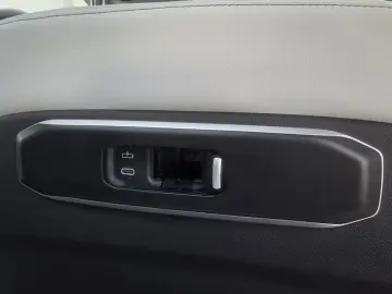 BMW X5 xDr50e M Sport Pro 22Zoll Pano Sitzlüft. AHK