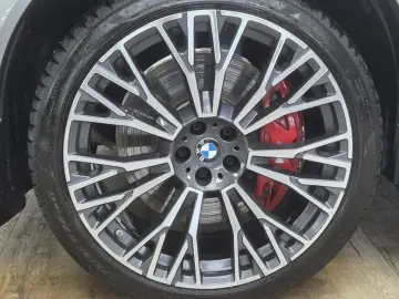 BMW X5 xDr50e M Sport Pro 22Zoll Pano Sitzlüft. AHK