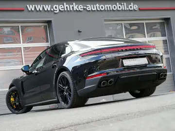 PORSCHE Panamera Turbo S E-Hybrid Inno Sporta Beifahrerd