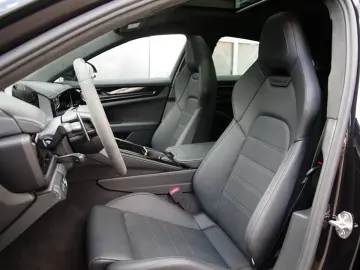 PORSCHE Panamera Turbo S E-Hybrid Inno Sporta Beifahrerd