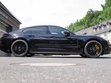 PORSCHE Panamera Turbo S E-Hybrid Inno Sporta Beifahrerd