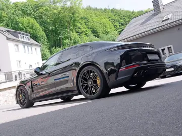 PORSCHE Panamera Turbo S E-Hybrid Inno Sporta Beifahrerd