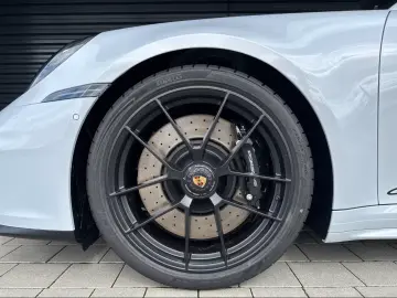 Porsche 992 911 Carrera GTS Cabriolet BOSE