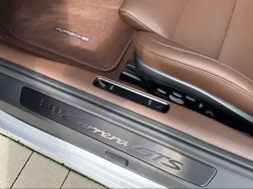 Porsche 992 911 Carrera GTS Cabriolet BOSE