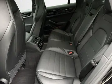 PORSCHE Panamera 4S E-Hybrid PANO BOSE Beifahrerdisplay