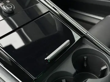 PORSCHE Panamera 4S E-Hybrid PANO BOSE Beifahrerdisplay