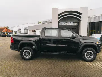 Dodge RAM 1500 CrewCab RHO - 3 0l HO wie TRX