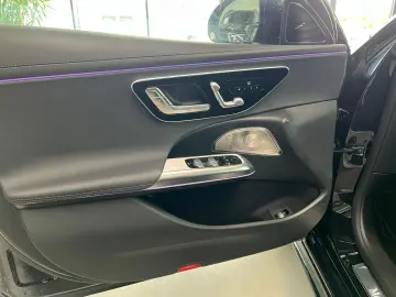 MERCEDES-BENZ E 450 d 4M AMG DISTRONIC