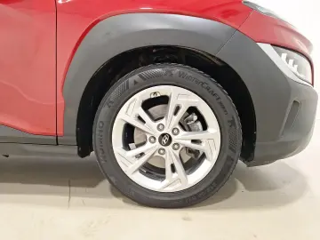 HYUNDAI KONA 1.6 T-GDI DCT 4x4 LED SHZ Car-Play