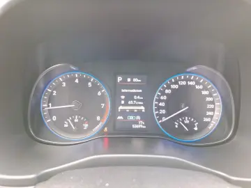 HYUNDAI KONA 1.6 T-GDI DCT 4x4 LED SHZ Car-Play