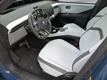BMW iX3 Neue Klasse - livrare rapida
