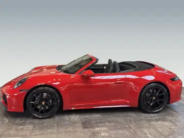 Porsche 992 911 Carrera Cabriolet Sportabgas