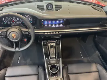 Porsche 992 911 Carrera Cabriolet Sportabgas
