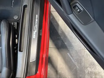 Porsche 992 911 Carrera Cabriolet Sportabgas