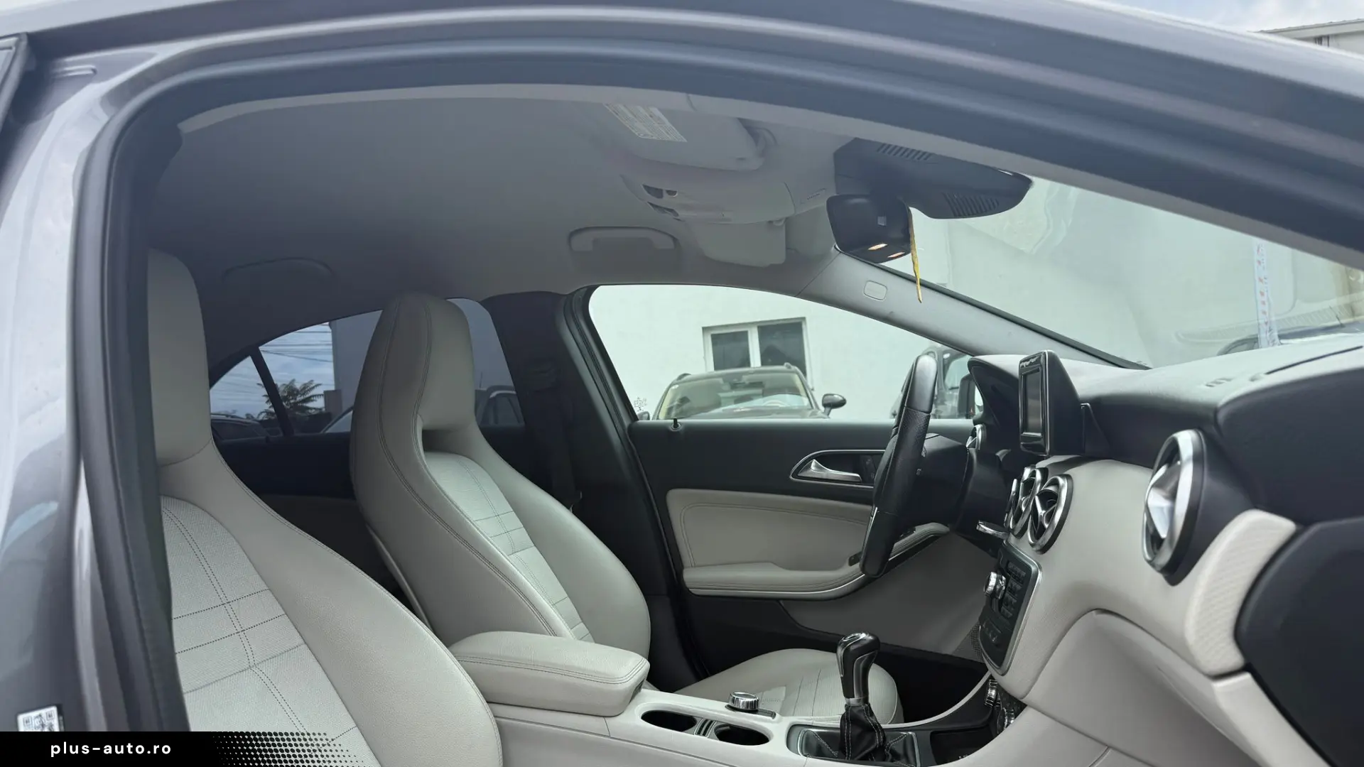MERCEDES BENZ A 180
