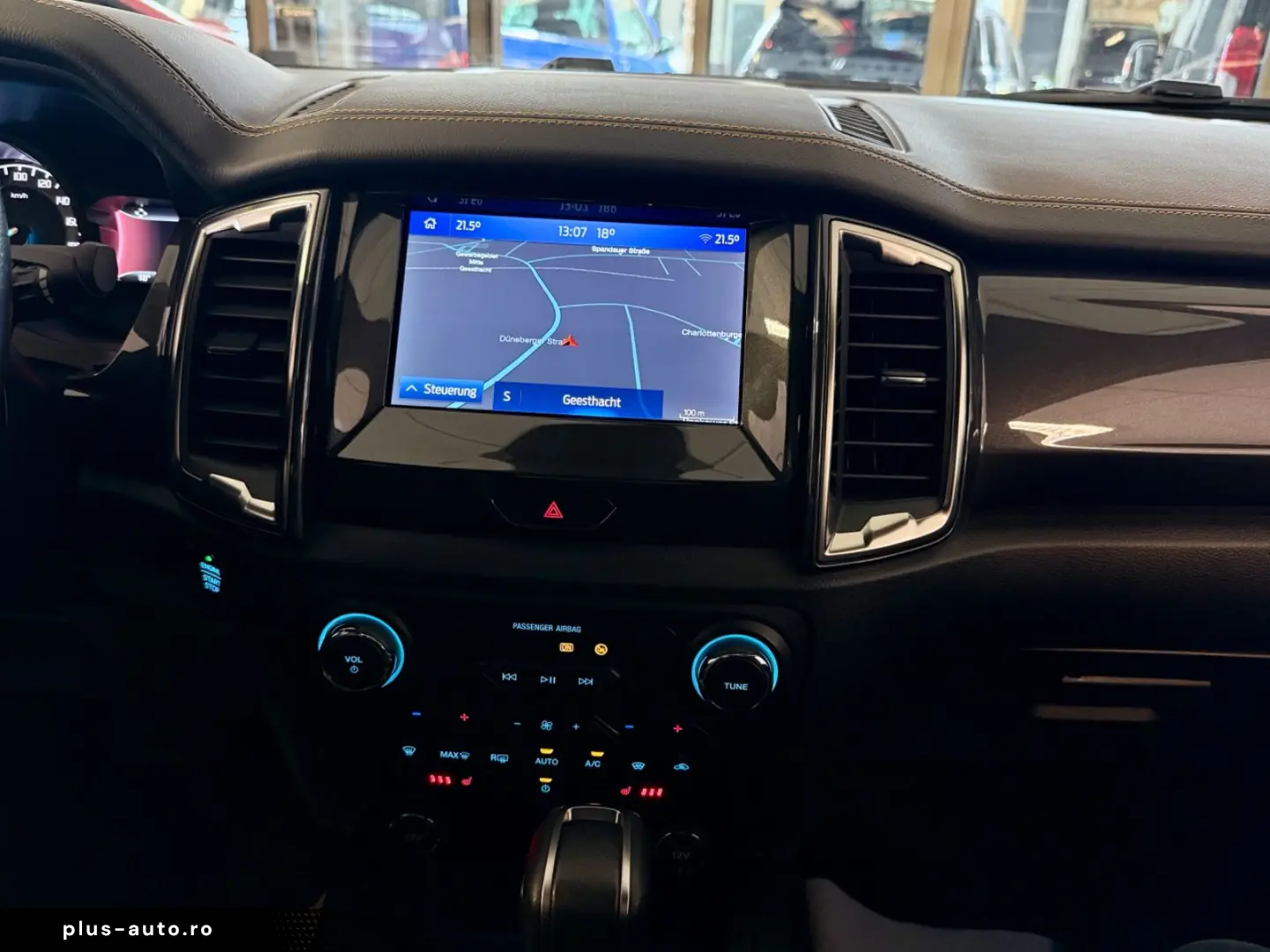 FORD Ranger 2.0 D 4X4 WILDTRAK LEDER AHK NAVI CAM SHZ