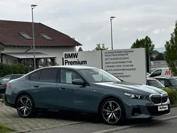 BMW 550e M Sport ACC IntAktL.PanoD.AutoBahnAss.Bo Wi