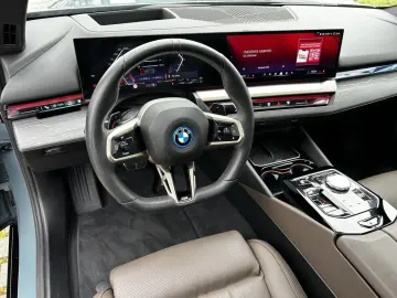 BMW 550e M Sport ACC IntAktL.PanoD.AutoBahnAss.Bo Wi