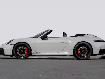 Porsche 992 911 Carrera GTS Cabriolet Liftsystem-