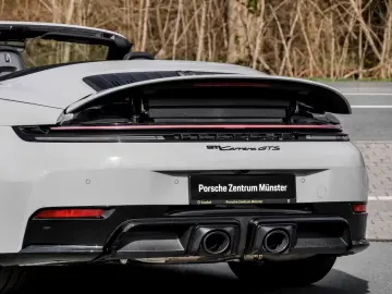 Porsche 992 911 Carrera GTS Cabriolet Liftsystem-