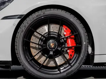 Porsche 992 911 Carrera GTS Cabriolet Liftsystem-