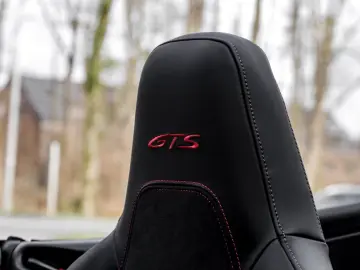 Porsche 992 911 Carrera GTS Cabriolet Liftsystem-
