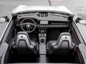 Porsche 992 911 Carrera GTS Cabriolet Liftsystem-