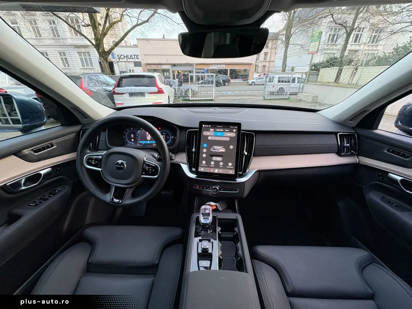 VOLVO XC90 T8 Facelift Plus Bright 360  21  H&K StH