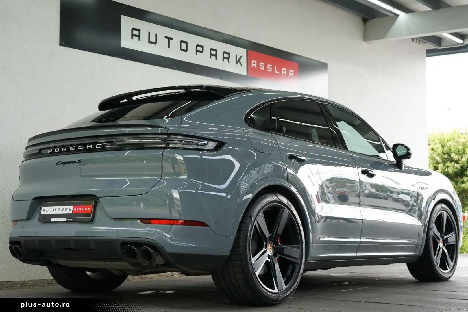 PORSCHE Cayenne Coupe S E-Hybrid SportDesign P-Display