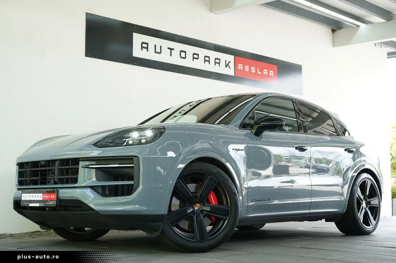 PORSCHE Cayenne Coupe S E-Hybrid SportDesign P-Display