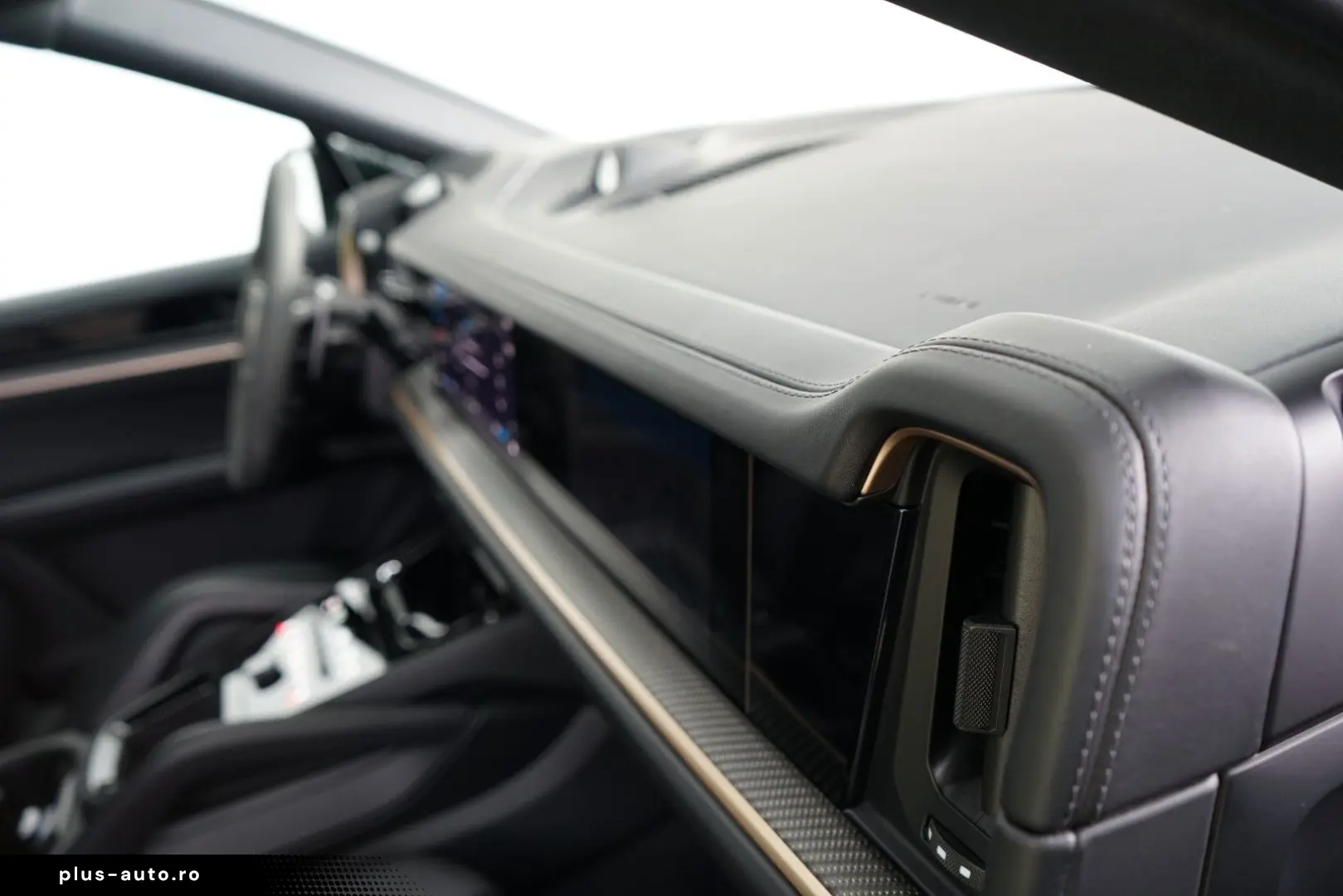PORSCHE Cayenne Coupe S E-Hybrid SportDesign P-Display
